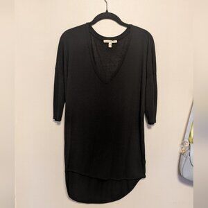 Express One Eleven Black Quarter Sleeve V Neck Top